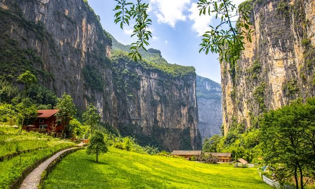 世界最大山门前的世外桃源(重庆世界最大的山门)图17