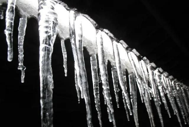 强降雪会导致雪灾吗(寒潮会带来什么霜冻雨雪)图5