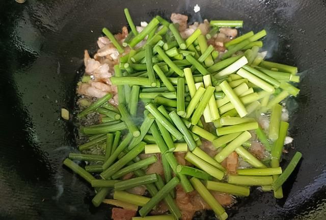 儿童高钙菜怎么炒,娃娃菜炒豆腐的宝宝辅食图7