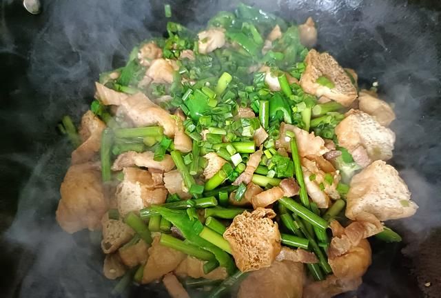 儿童高钙菜怎么炒,娃娃菜炒豆腐的宝宝辅食图8