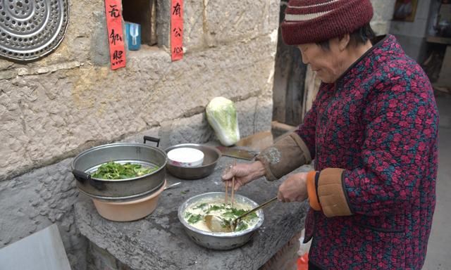 二月二摊煎饼好吃吗(二月二煎饼正宗做法)图3