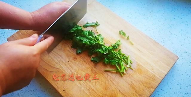 东北的老虎菜怎么做好吃图3