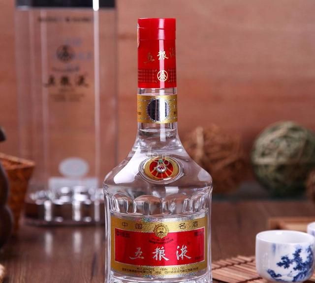 酱香型白酒和浓香型区别哪个更好图2