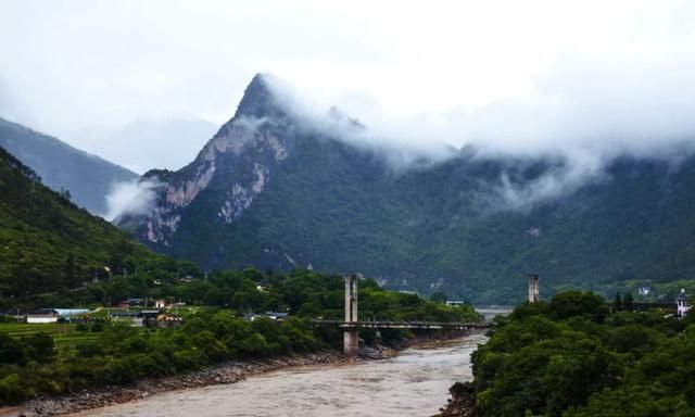 云南风景香格里拉三江并流,云南的香格里拉与天堂一样的景色图5