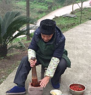 正宗富顺豆花制作全过程,正宗富顺豆花的做法图6