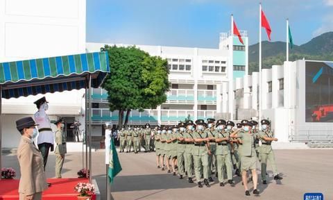 港警中式步操培训结业,五大纪律部队齐踢正步图2