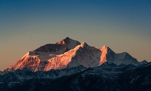 世界十大高峰都在喜马拉雅山脉图6