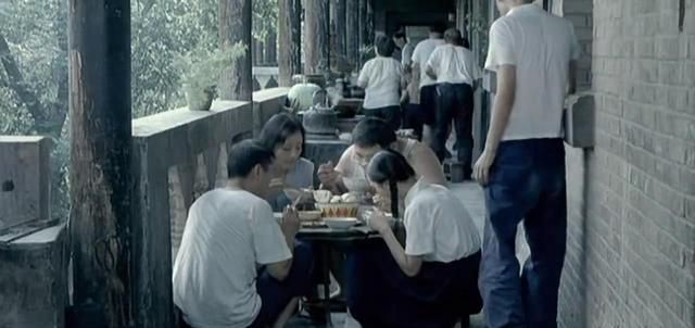 章子怡惊艳旧照(2005年张柏芝和章子怡)图12