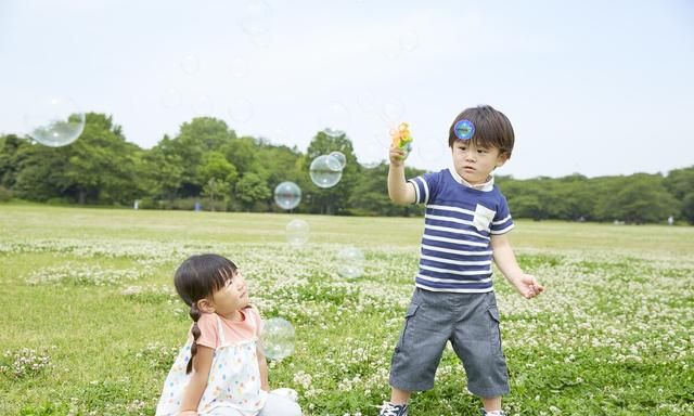 平安喜乐万事胜意的男孩女孩名,平安喜乐的女孩名字图3