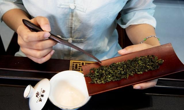 百茶邦告诉你不同类的茶可不可以混在一起喝图2