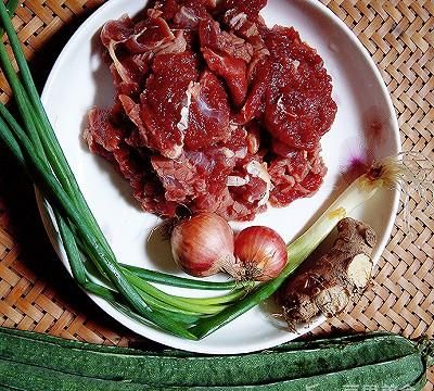 丝瓜炒牛肉的家常做法窍门,丝瓜炒牛肉可以减肥吗图2