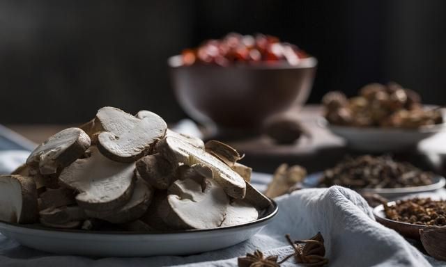 各种食材去除异味的方法(特殊气味的食材有哪些)图1