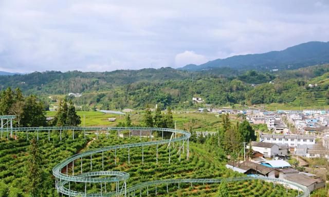 腾冲市蒲川乡清河中学图片,腾冲蒲川清河高空漂流公司电话图1