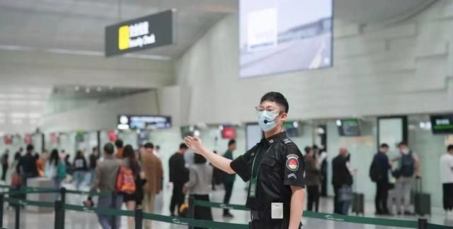 去机场要预留多少时间,今年五一机场安检送你出行小贴士图2