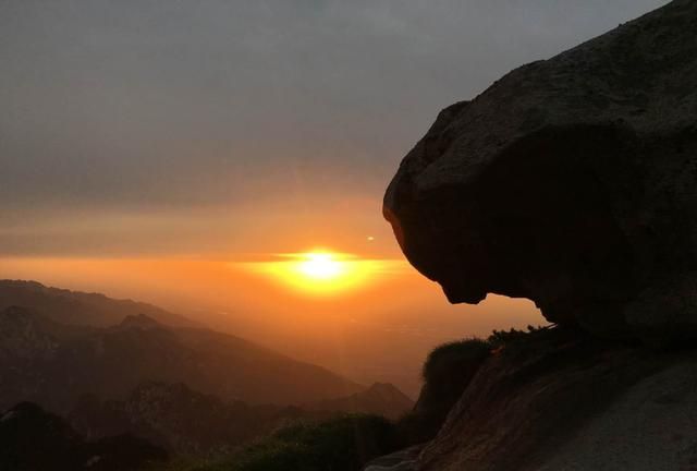 中国五岳最高最险的山(五岳最值得爬的两座山)图3