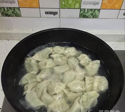 虾仁肉末饺子的做法图7