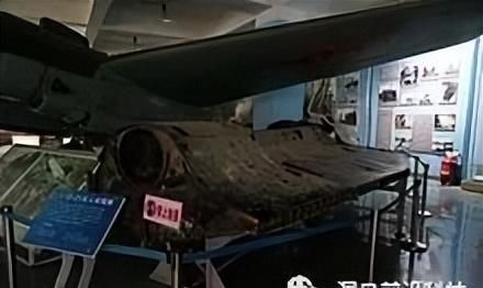 sr71黑鸟侦察机是无人机吗图2