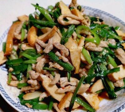 怎样做豆腐干炒肉好吃又简单图10