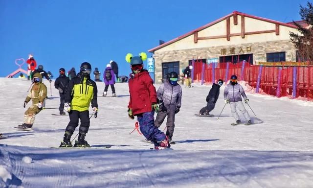 冬日雪景如何拍摄建议收藏保存(下雪天如何自己拍摄雪景)图9