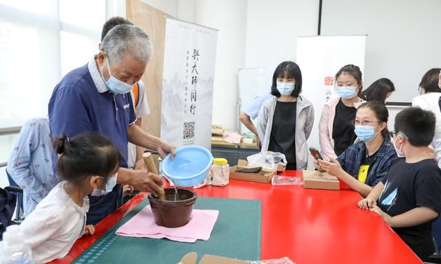 如何带孩子上一节美育课(每日亲子美育课堂)图4