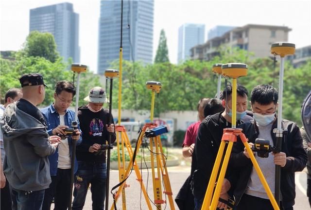 工程测量放样数据计算(工程测量坐标放样教学)图1