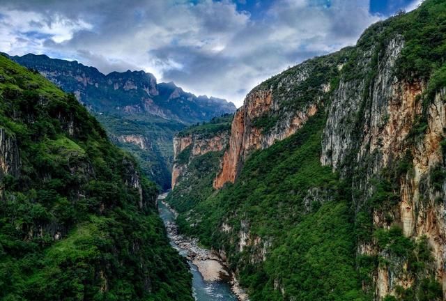 乌蒙山脉在贵州的什么方位(贵州乌蒙山有什么景点)图25