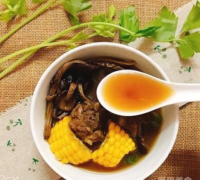 茶树菇玉米排骨汤,茶树菇可以炖玉米吗图6