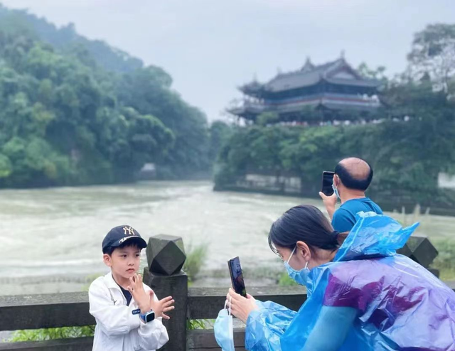 好玩指数五颗星！都江堰7处亲子游宝藏地，郊野露营、超嗨游乐园......一起来尽情撒欢吧~图4