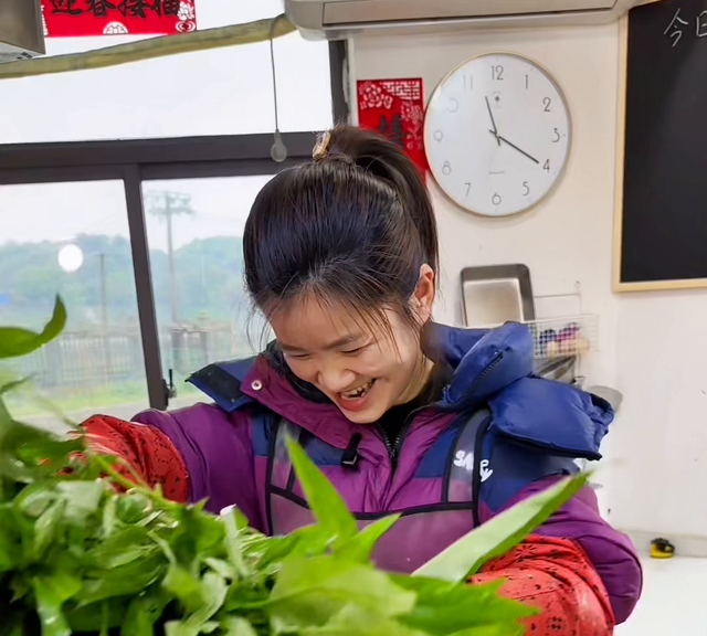 水煮辣椒下饭菜(水煮辣椒下饭菜谱)图1