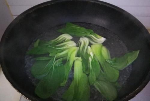 清炒油菜前油菜用焯水吗(清炒油菜需要焯水吗)图4