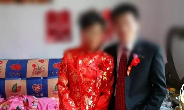 男子外出打工，却偷偷与女同事同居近两年，被妻子告上法庭！图1