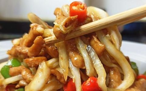 冬天多吃大白菜教你好吃做法(猪肉大白菜饺子馅怎么做好吃)