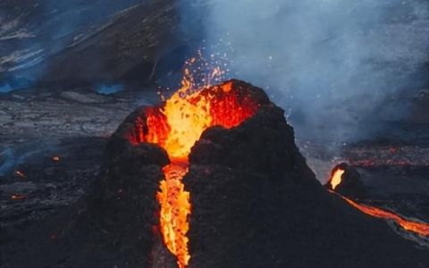 自然界中火山爆发地震风暴核爆炸导弹发射都能产生什么