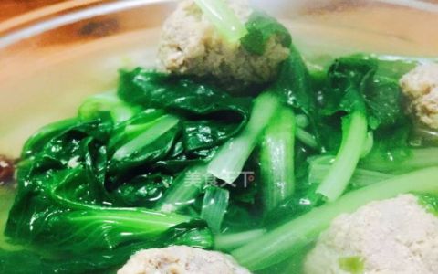 小白菜汆丸子(小白菜汆丸子 家常做法大全)